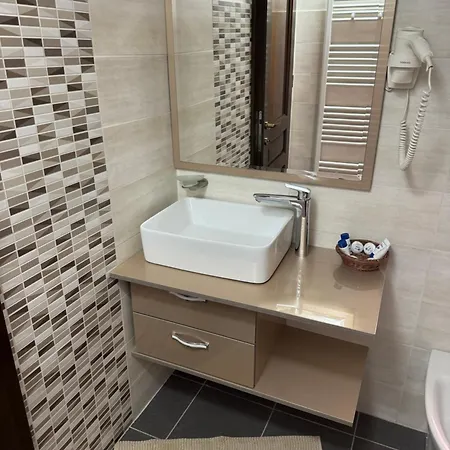 Guest house Pensiunea Yda *